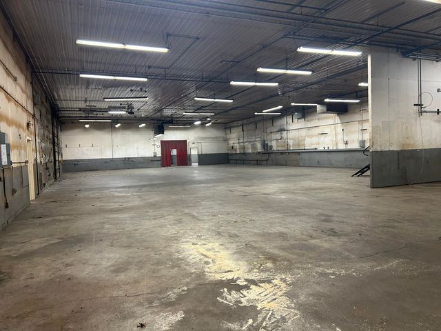 9350 Shaver Road Suite C & D, Portage, MI 49024