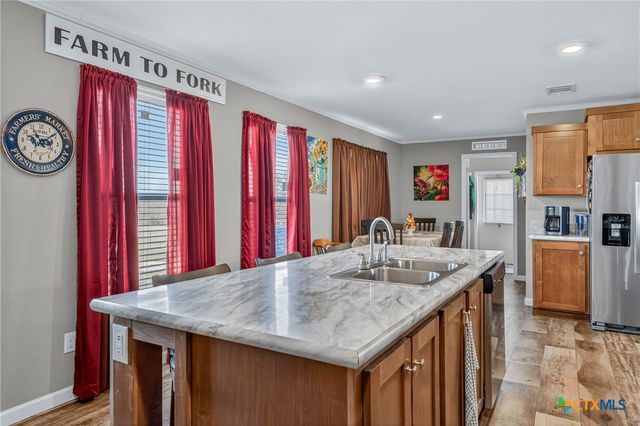 2041 County Road 240, Gonzales, TX 78629