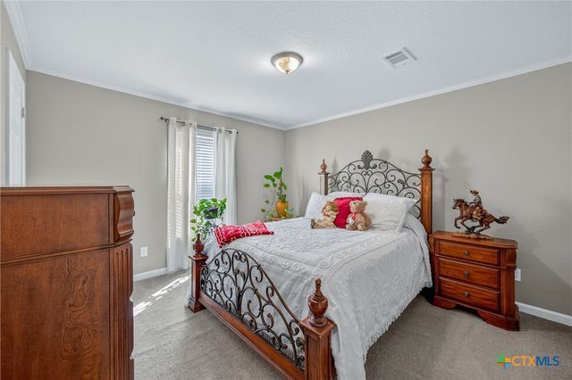 2041 County Road 240, Gonzales, TX 78629