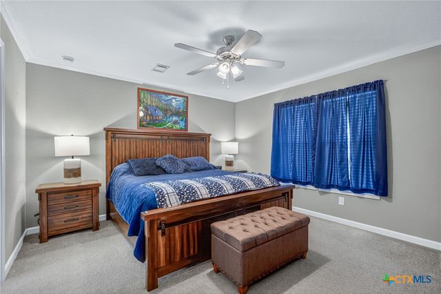 2041 County Road 240, Gonzales, TX 78629