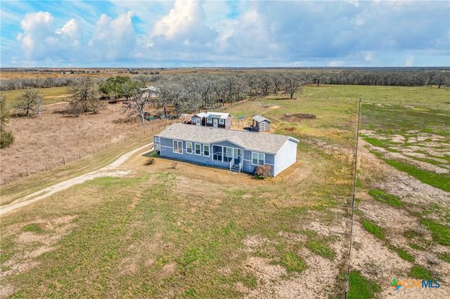 2041 County Road 240, Gonzales, TX 78629