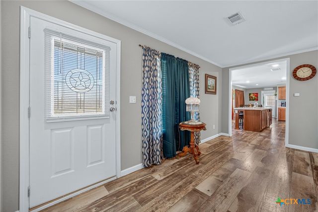 2041 County Road 240, Gonzales, TX 78629