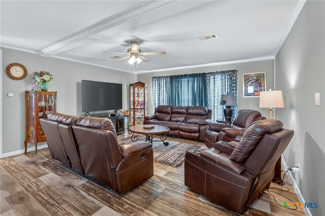 2041 County Road 240, Gonzales, TX 78629