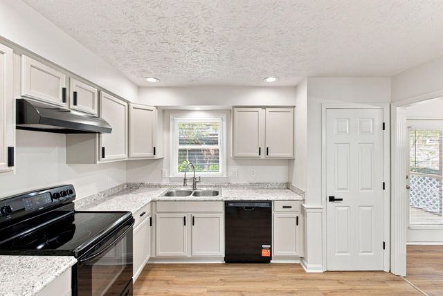 3709 Cali Court, Lexington, KY 40517
