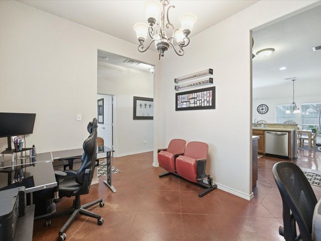 2106 Ridgewood Drive, Bridgeport, TX 76426