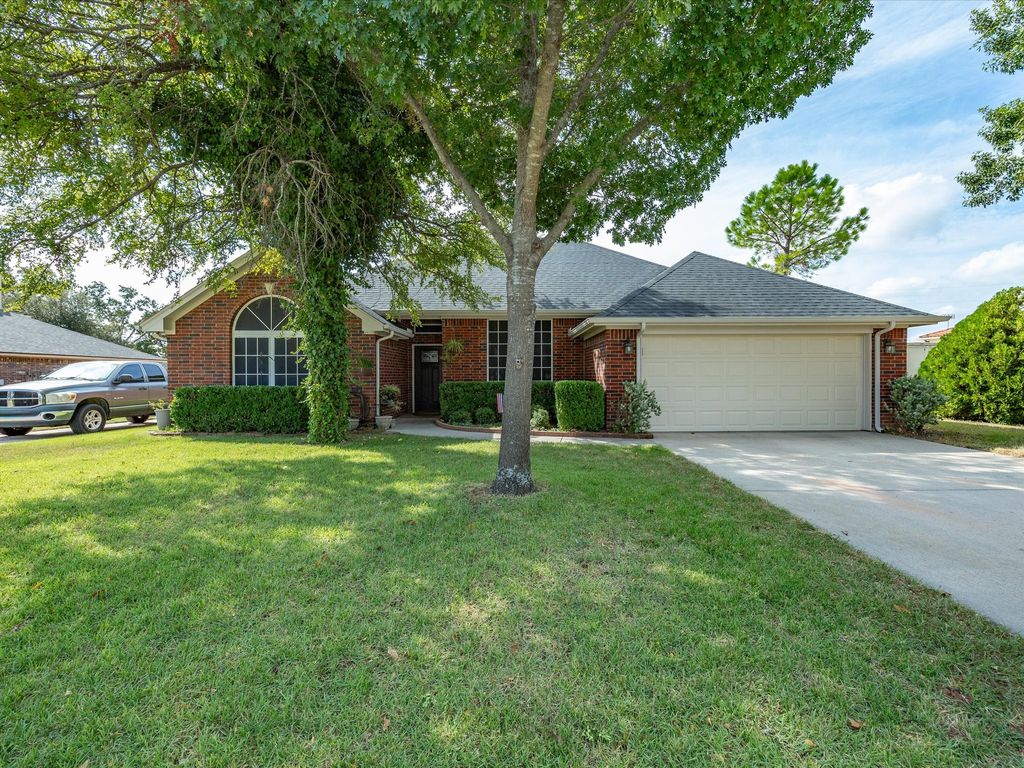 2106 Ridgewood Drive, Bridgeport, TX 76426 — photo 3
