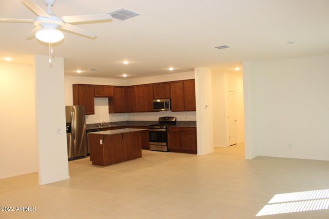 288 W Tropical Drive, Casa Grande, AZ 85122