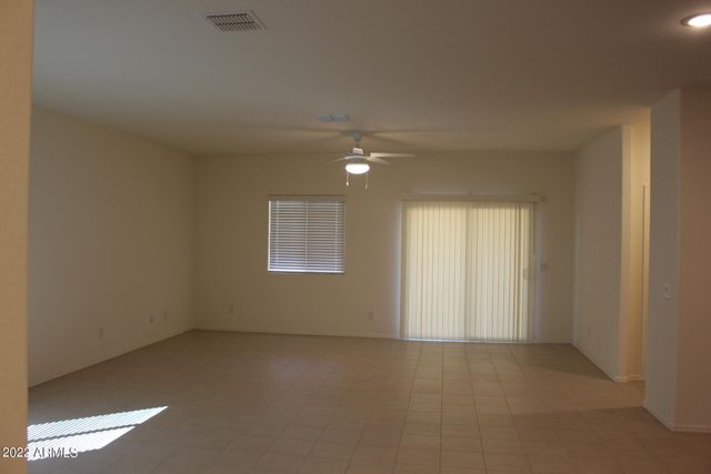 288 W Tropical Drive, Casa Grande, AZ 85122