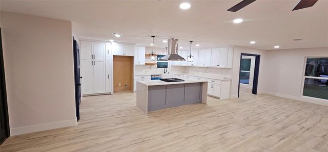 18630 Prince William Lane, Houston, TX 77058
