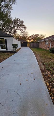 18630 Prince William Lane, Houston, TX 77058