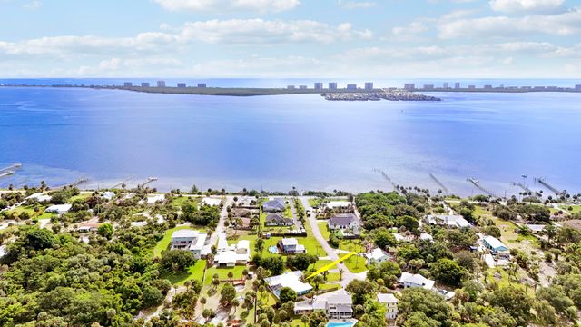 12744 Refuge Lane, Jensen Beach, FL 34957