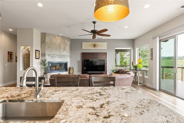 5210 Country Club Drive, Paradise, CA 95969