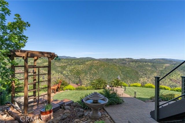 5210 Country Club Drive, Paradise, CA 95969