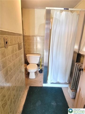 3913 Lime Kiln Road, South Whitehall Twp, PA 18104