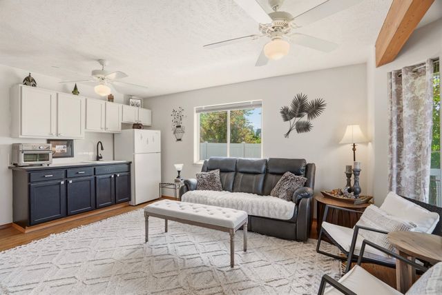 2203 S Steen Rd, Veradale, WA 99037