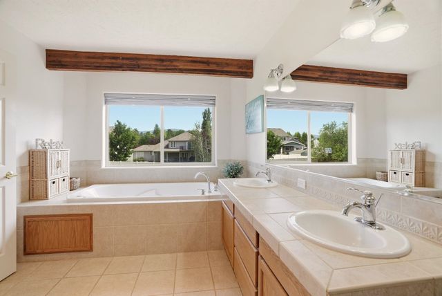 2203 S Steen Rd, Veradale, WA 99037