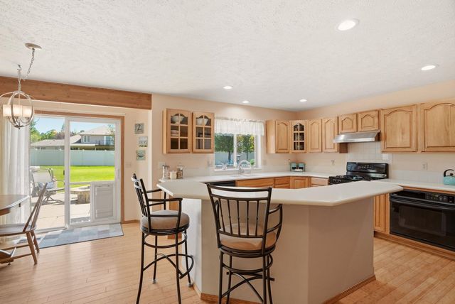 2203 S Steen Rd, Veradale, WA 99037