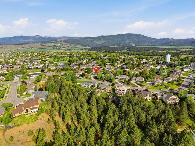 2203 S Steen Rd, Veradale, WA 99037