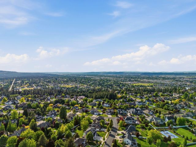 2203 S Steen Rd, Veradale, WA 99037