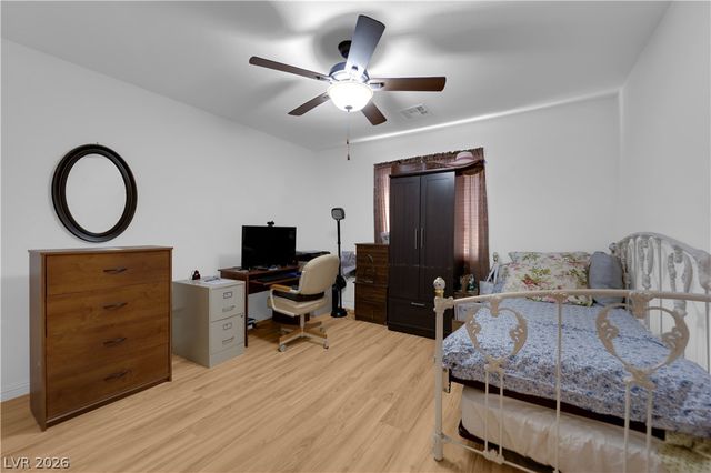 10408 Madagascar Palm Street, Las Vegas, NV 89141