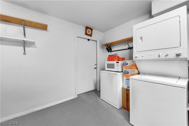 10408 Madagascar Palm Street, Las Vegas, NV 89141