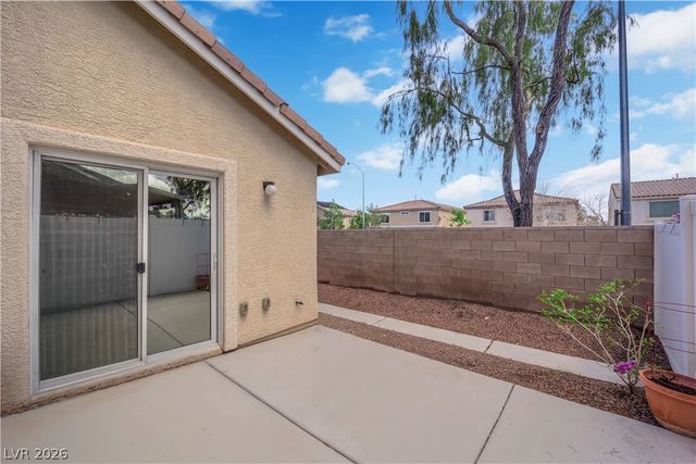 10408 Madagascar Palm Street, Las Vegas, NV 89141