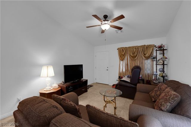 10408 Madagascar Palm Street, Las Vegas, NV 89141