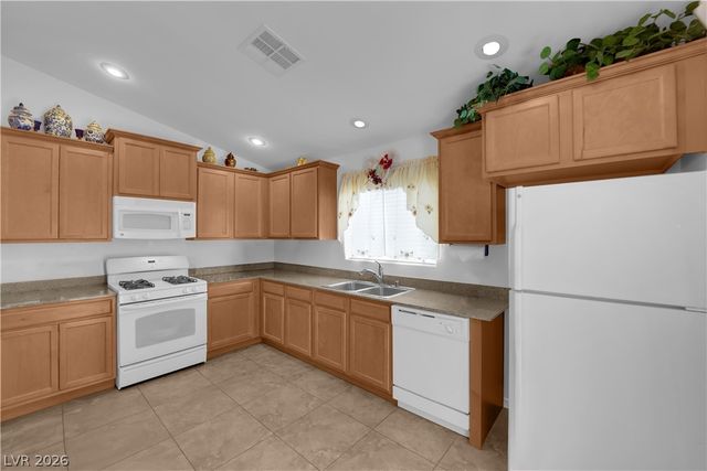 10408 Madagascar Palm Street, Las Vegas, NV 89141