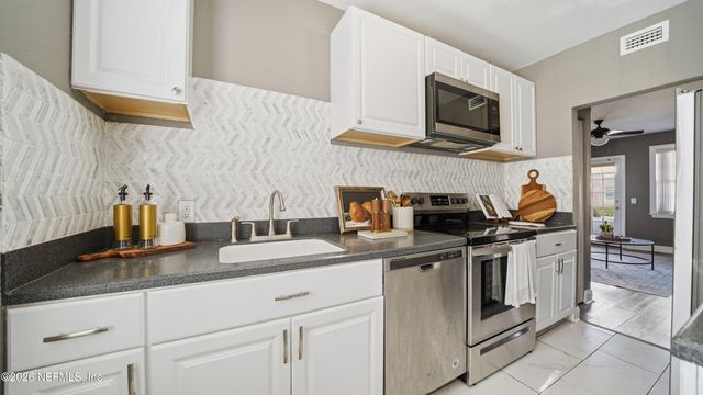 1546 PALM Avenue 1546, Jacksonville, FL 32207