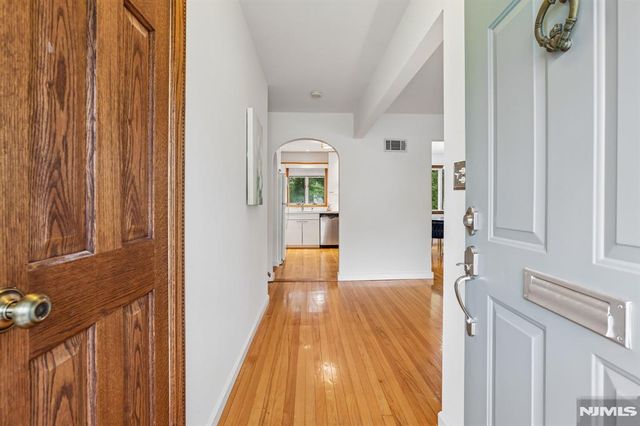 419 Hopper Avenue, Ridgewood, NJ 07450