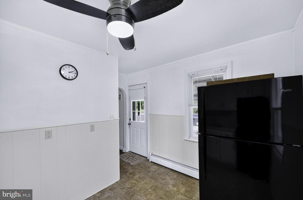 801 N ADAMS ST, Pottstown, PA 19464 — photo 5