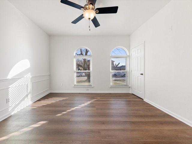 2213 Loretta Lane, Rowlett, TX 75088