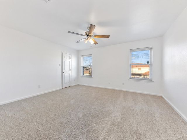 2213 Loretta Lane, Rowlett, TX 75088