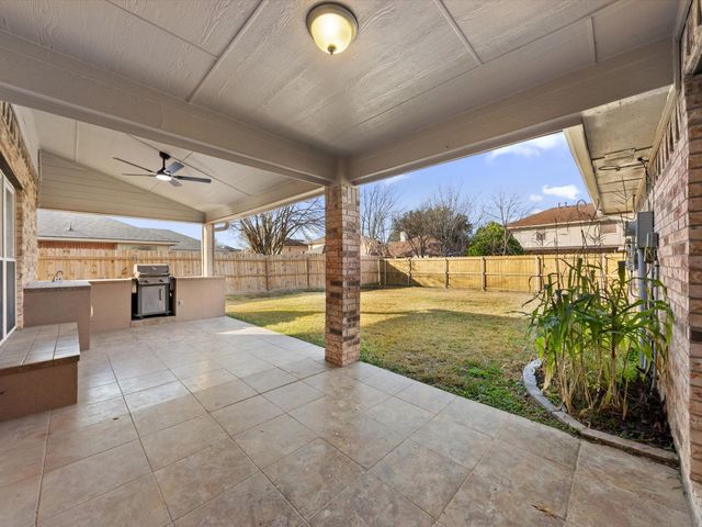 2213 Loretta Lane, Rowlett, TX 75088