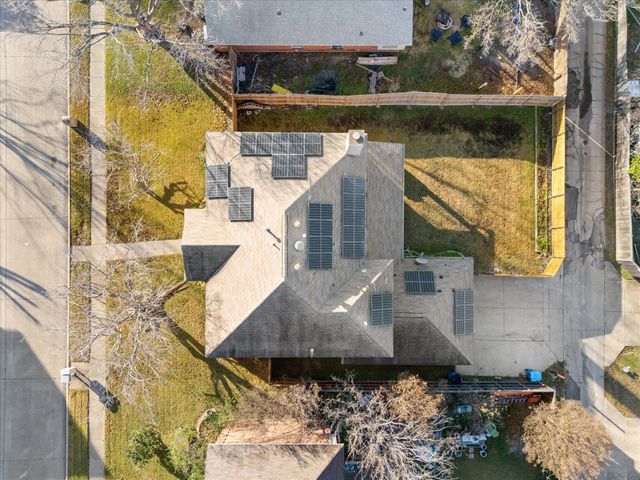 2213 Loretta Lane, Rowlett, TX 75088