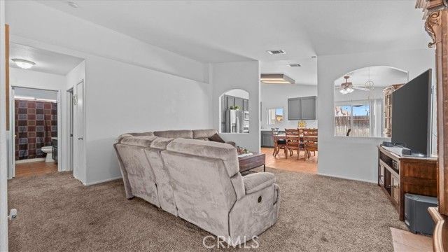 12733 Appian Avenue, Victorville, CA 92395