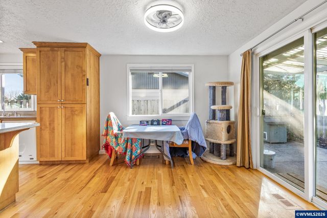 1247 Lottie Ln NW, Salem, OR 97304