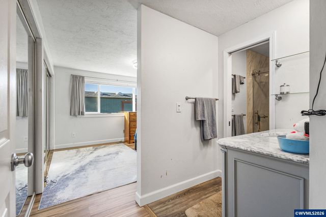 1247 Lottie Ln NW, Salem, OR 97304