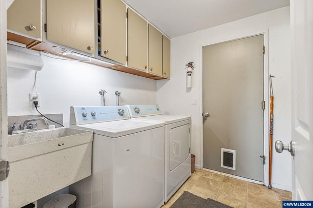 1247 Lottie Ln NW, Salem, OR 97304