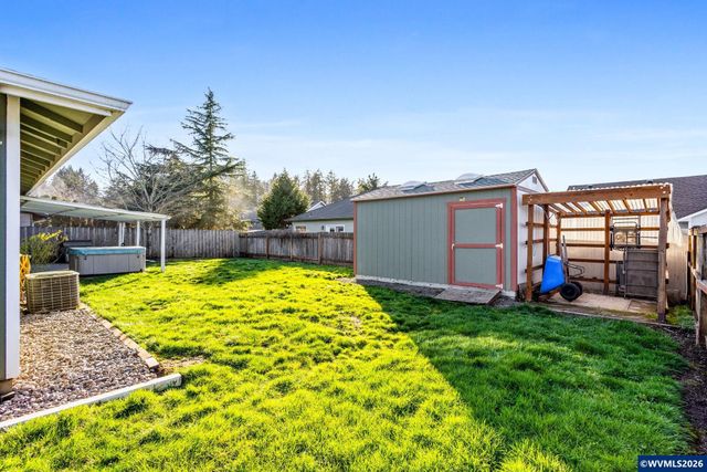 1247 Lottie Ln NW, Salem, OR 97304