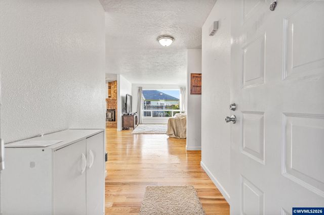 1247 Lottie Ln NW, Salem, OR 97304