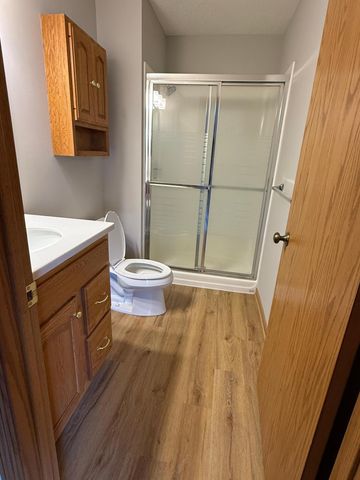 4453 Helena Road N, Oakdale, MN 55128