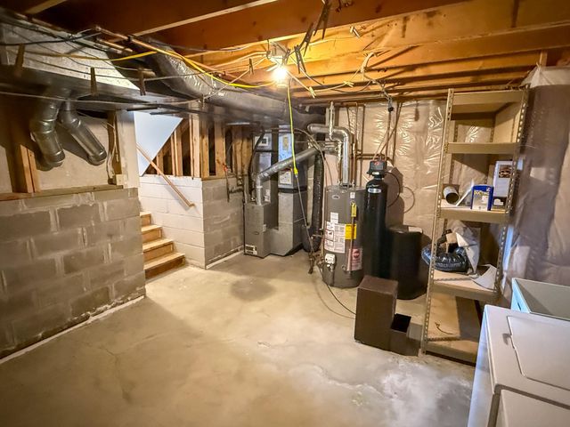 4453 Helena Road N, Oakdale, MN 55128