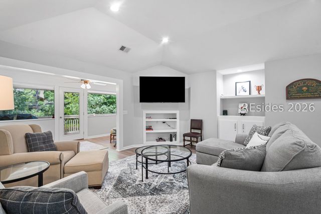 17 Heron Walk, Okatie, SC 29909