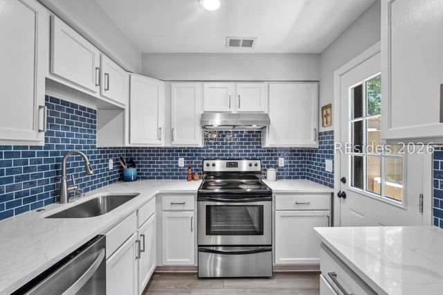 17 Heron Walk, Okatie, SC 29909