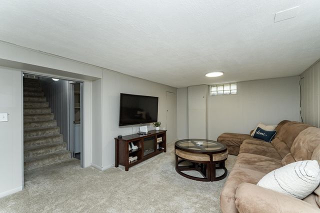 721 15th Street NE, Rochester, MN 55906