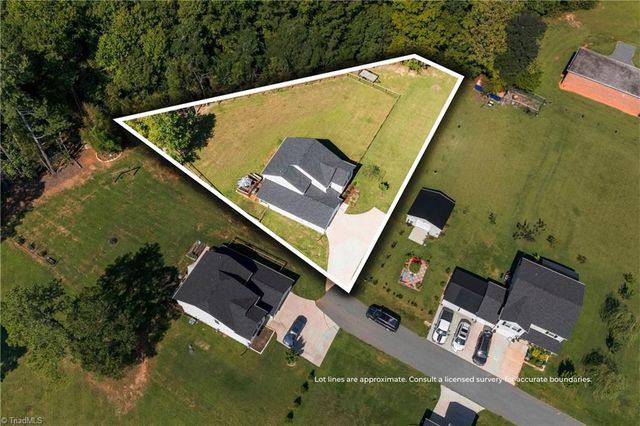 134 Cypress Lane, Linwood, NC 27299