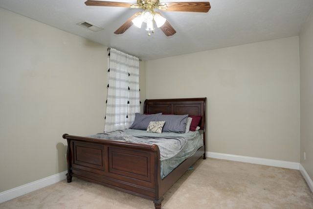 18 Lincoln Ave, Millbury, MA 01527