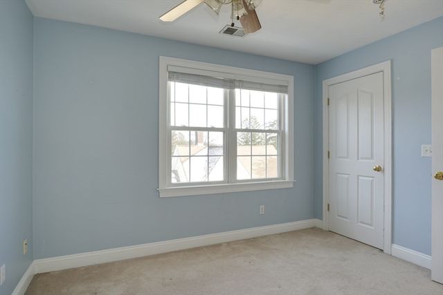 18 Lincoln Ave, Millbury, MA 01527