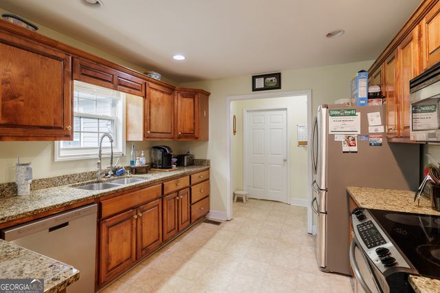 500 Harve Mathis Road, Athens, GA 30601